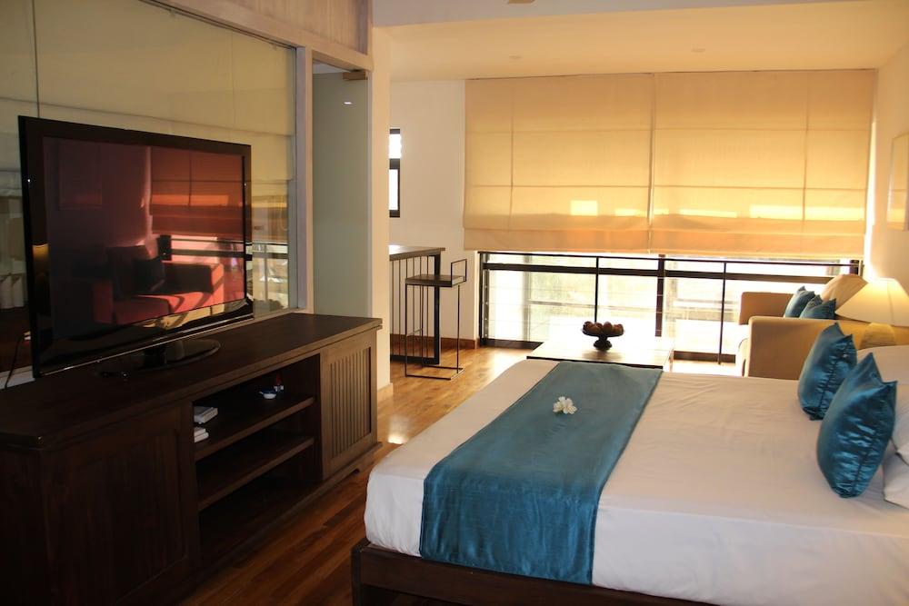 Rockwell 4* Colombo
