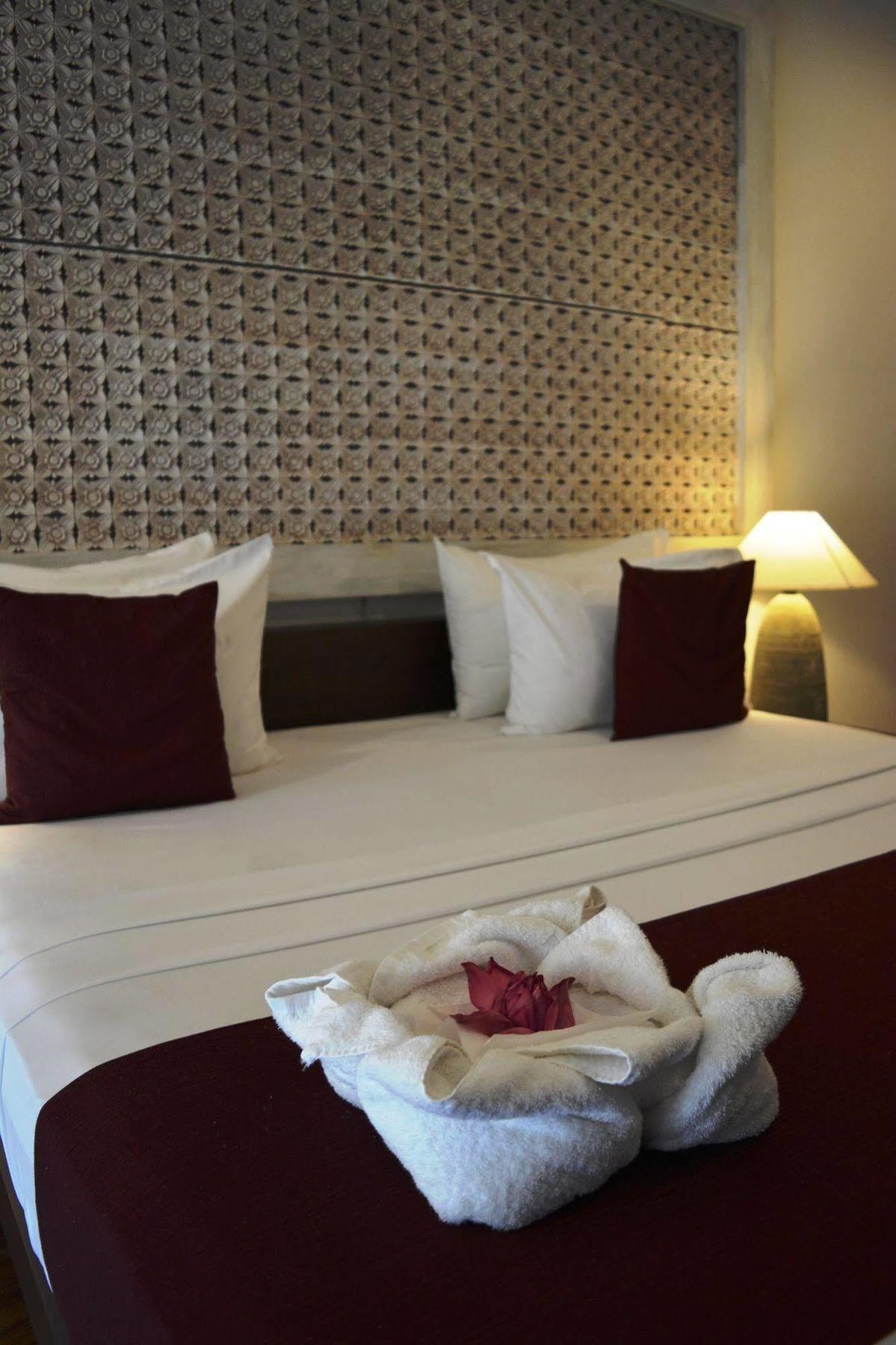 Rockwell 4* Colombo